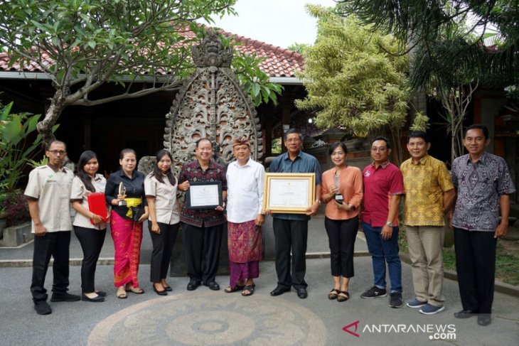 Pemkot Denpasar raih penghargaan KPM dan PKH tingkat nasional