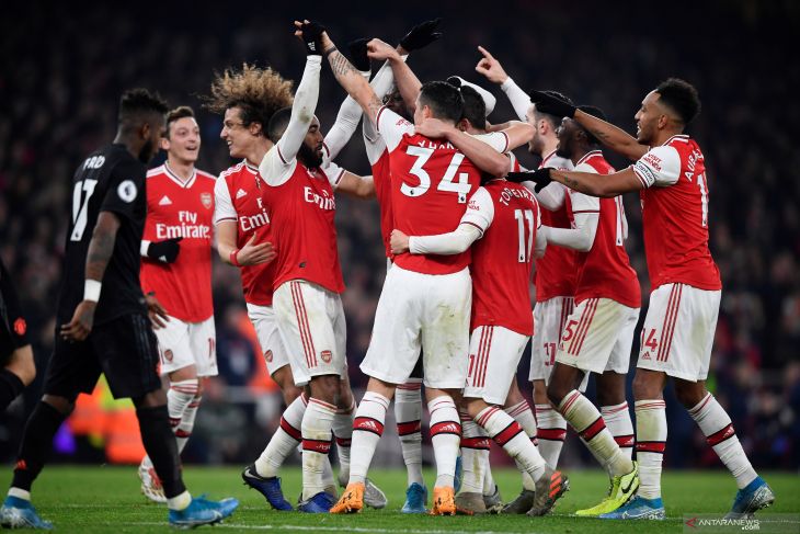 Menang perdana di bawah Arteta, Arsenal bungkam MU 2-0