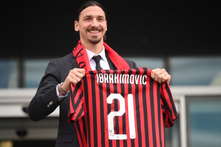 Ibrahimovic langsung cetak gol di laga pertamanya bersama Milan