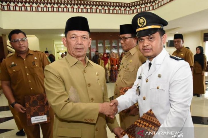 Lagi, 25 pejabat administrator dan pengawas di Tapsel dilantik