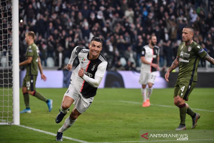 Ronaldo ukir trigol, Juve sementara puncaki klasemen