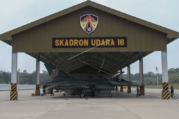 TNI AU terbangkan empat F-16 ke Natuna