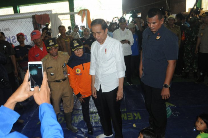 Jokowi: Banjir bandang di Lebak akibat tambang ilegal