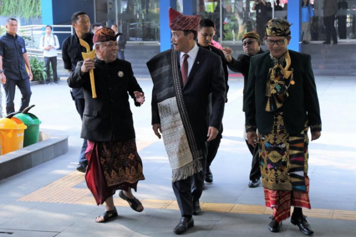 Luhut bakal pindahkan nelayan Pantura Jawa ke Natuna