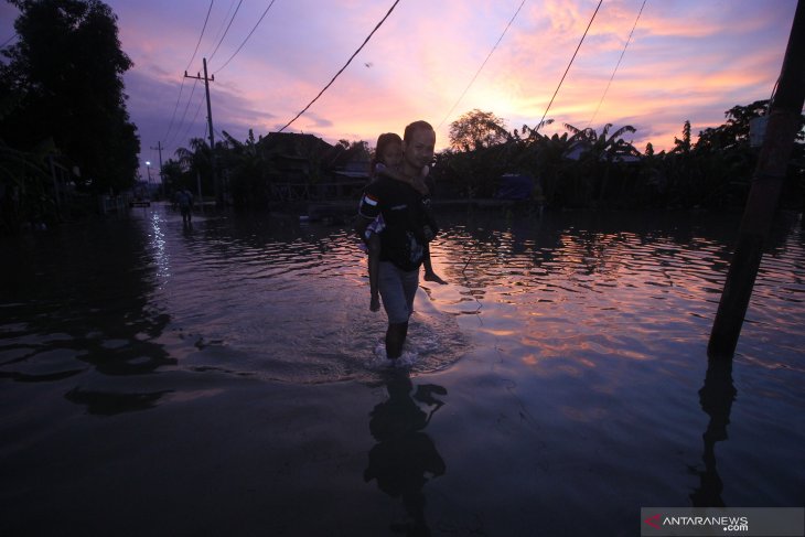 Banjir luapan Kali Lamong