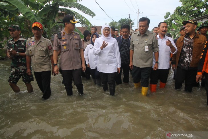 Banjir luapan Kali Lamong