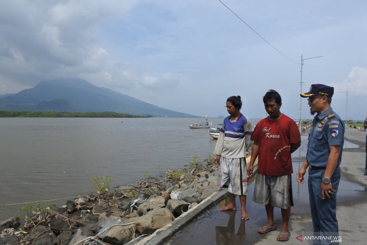 Imbauan cuaca buruk untuk nelayan