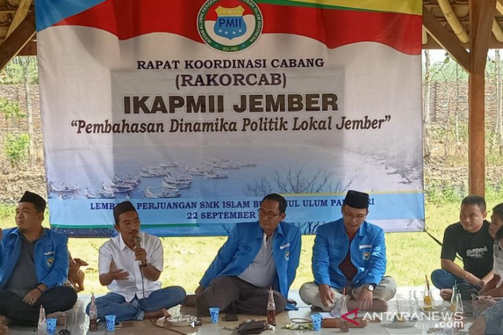 Ini tanggapan IKAPMII Jember terkait dinamika politik hak angket DPRD