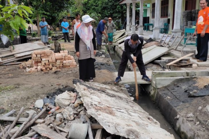 Bupati Bangka Tengah ajak masyarakat budayakan hidup gotong royong