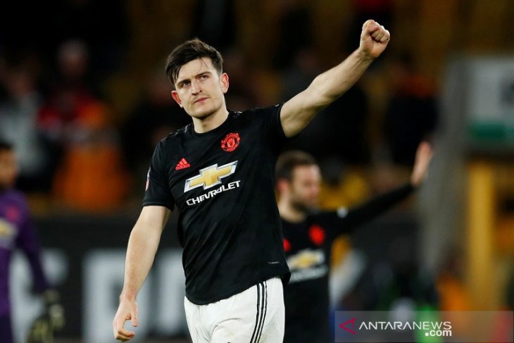 Bek termahal Maguire siap kembali perkuat Manchester United jamu Norwich