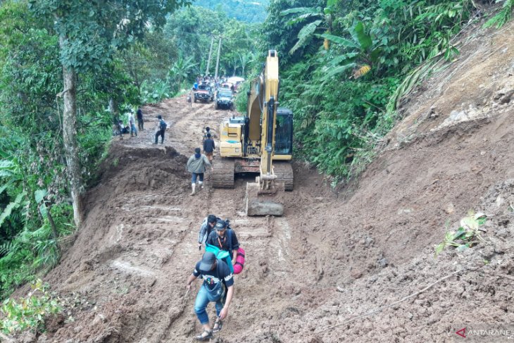 ACT salurkan bantuan logistik bagi korban tanah longsor di Kabupaten Lebak