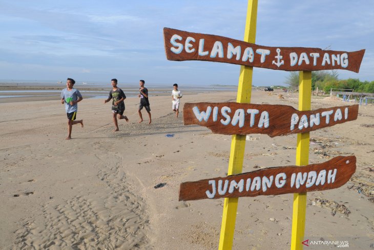 Kunjungan wisatawan menurun