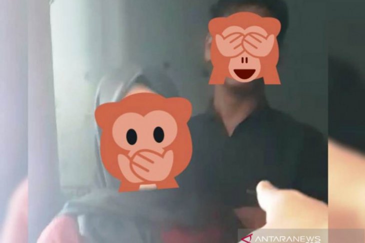 Pasangan mesum tertangkap di WC alun-alun sepakat dinikahkan