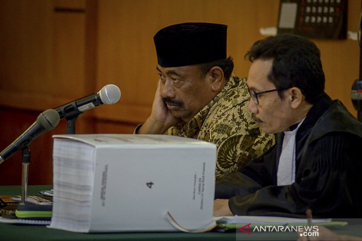 Sidang lanjutan kasus suap Indramayu 