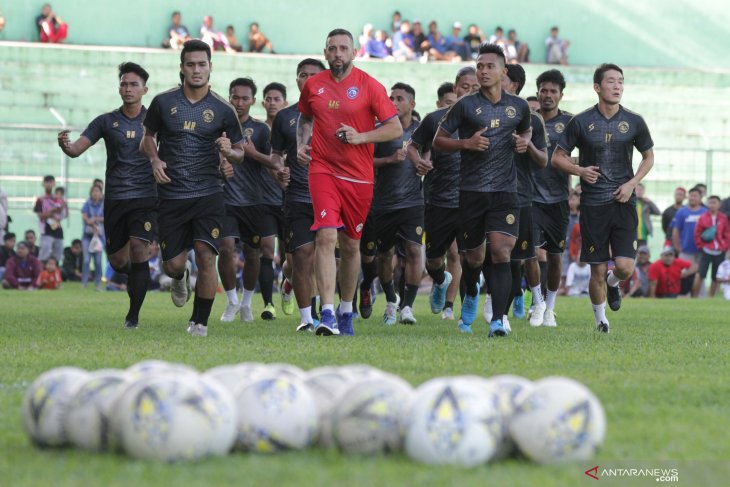 Latihan perdana Arema