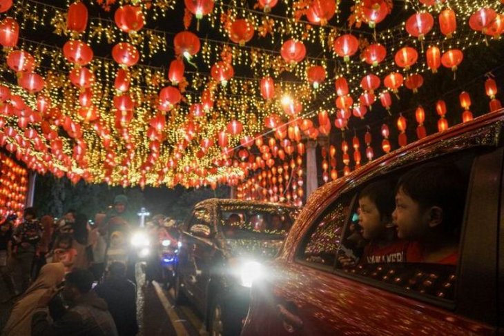 Lampion di kawasan Pasar Gede Solo