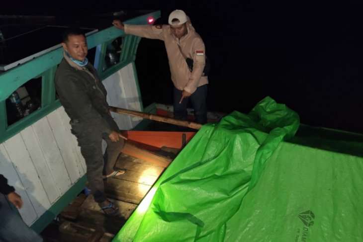 Ditpolair Polda Kalbar tetapkan pemilik ratusan kayu belian ilegal sebagai tersangka
