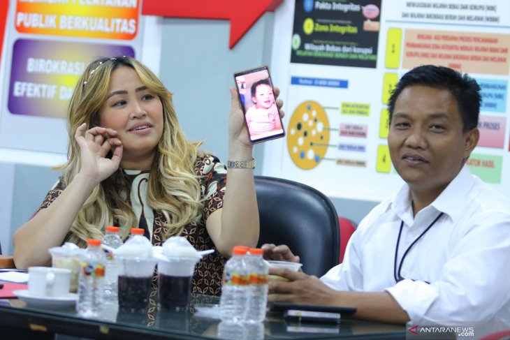Polisi periksa penyanyi Pinkan Mambo terkait kasus investasi bodong