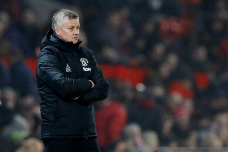 Ini alasan Manchester United belum pecat Solskjaer