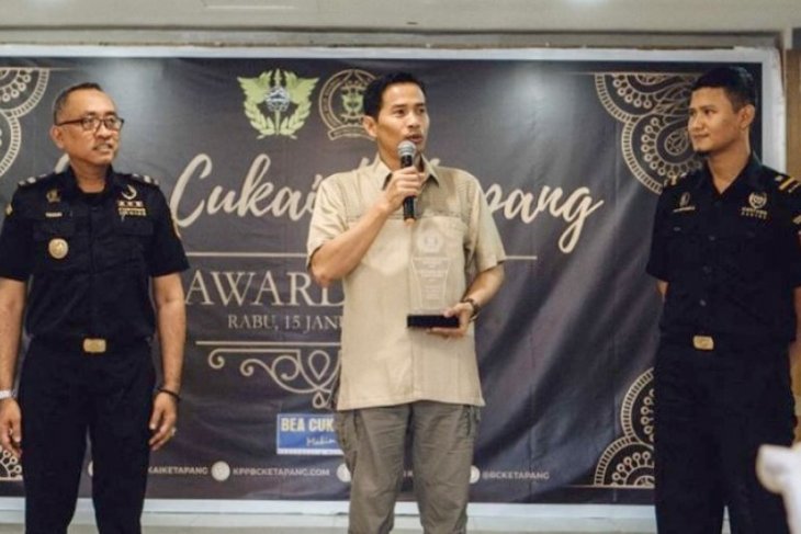 WHW terima Bea Cukai Ketapang Award 2020