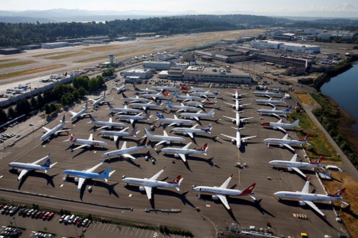 Keraguan pemodal berinvestasi untuk pembuatan 737 MAX menambah pusing Boeing