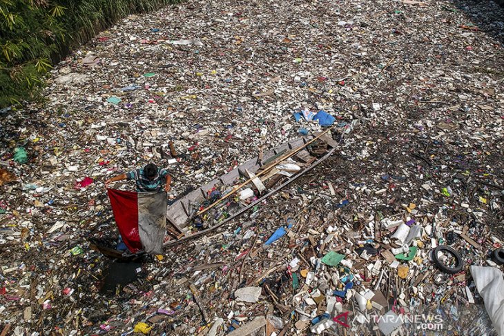 Sampah di sungai Citepus 