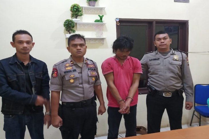 Gara-gara fotonya diposting di medos, Jojon aniaya temannya hingga tewas