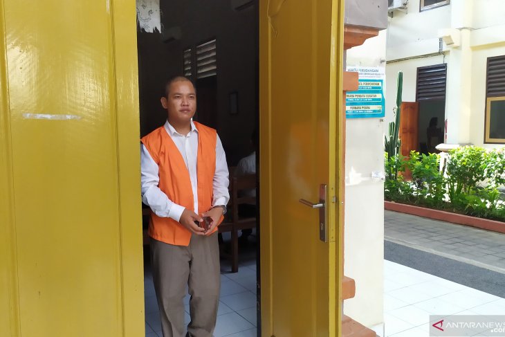 Jaksa PN Denpasar tuntut 15 tahun untuk kurir sabu