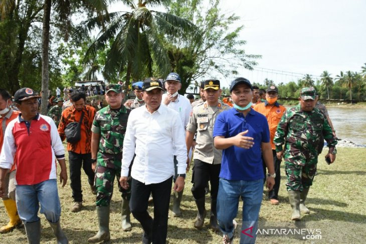 Gubsu akan investigasi penyebab banjir Tapteng