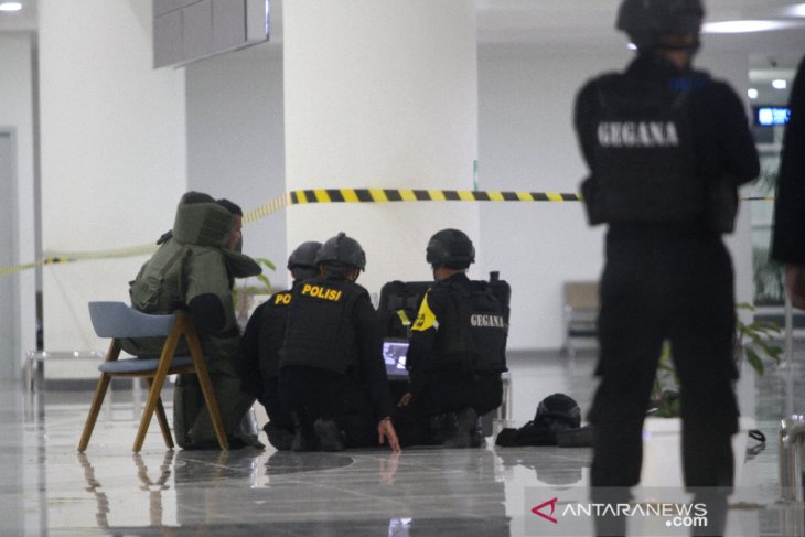 Simulasi Penanggulangan Keadaan Darurat Bandara