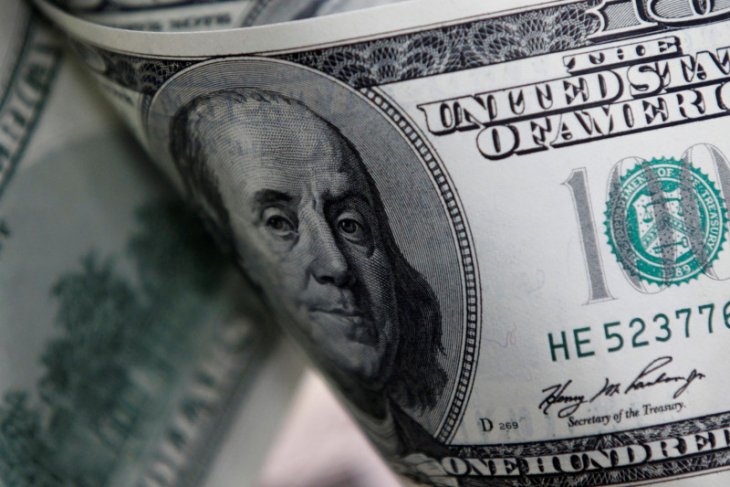 Dolar jatuh, penurunan suku bunga Fed gagal dorong selera risiko