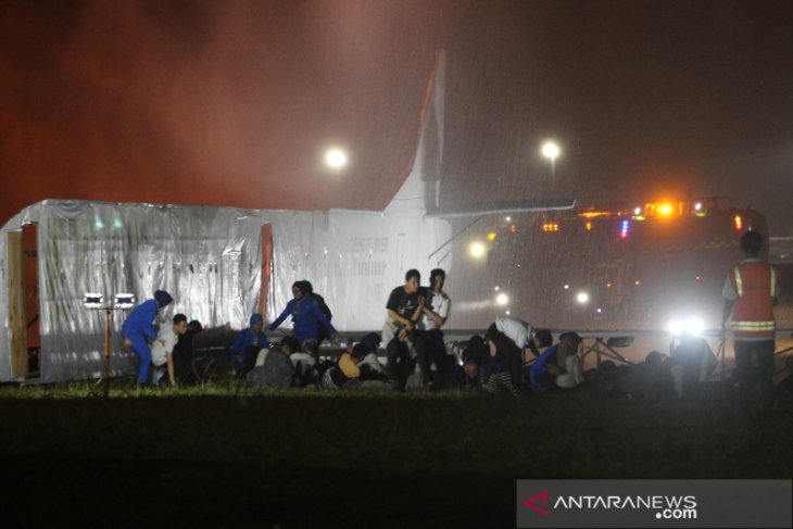 Simulasi Penanganan Pesawat Jatuh