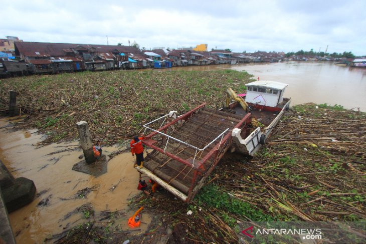 Sampah Sungai Martapura