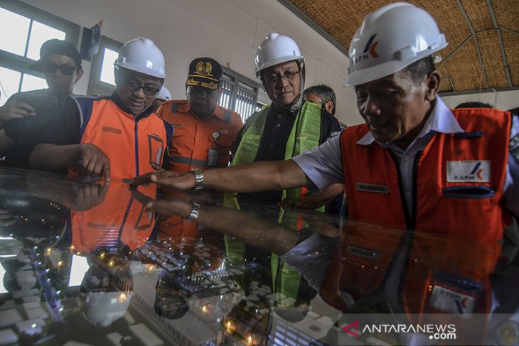 Uji coba perlintasan kereta api Cibatu - Garut 