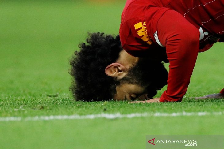 Mo Salah sambut Ramadan, Ozil rilis koleksi fesyen