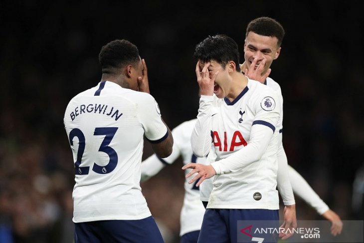 Tottenham bermain efisien untuk rebut kemenangan atas Man City 2-0