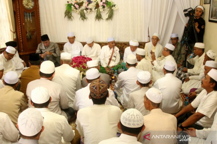 Bupati dan wabup hadiri haul Irsyad Zein