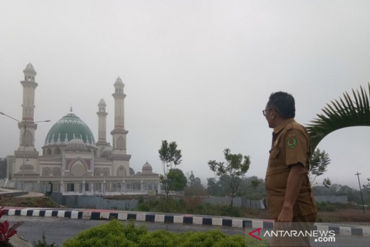 Selesai dikerjakan, CJH Tapsel 2020 akan dilepas dari masjid termegah ini