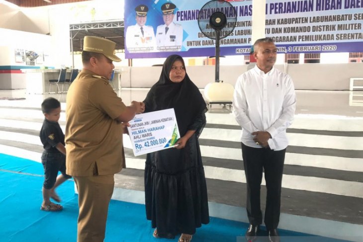 BPJS Ketenagakerjaan Kisaran serahkan santunan JKM kepada ahli waris