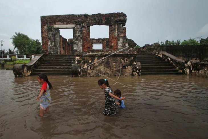 Situs cagar budaya terendam banjir