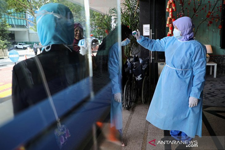Seorang lansia di Malaysia sembuh dari corona