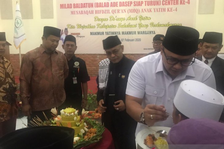 Anggota DPRD Sukabumi luncurkan program beasiswa dan kesehatan gratis untuk anak yatim piatu
