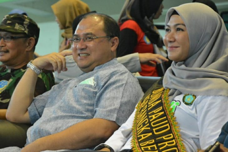 Kemeriahan lomba senam bedincak kategori PAUD
