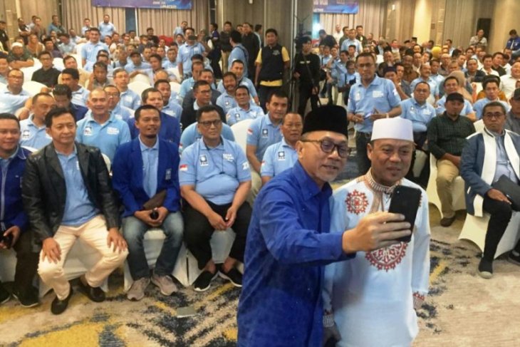 Zulkifli Hasan resmi daftar calon ketum PAN