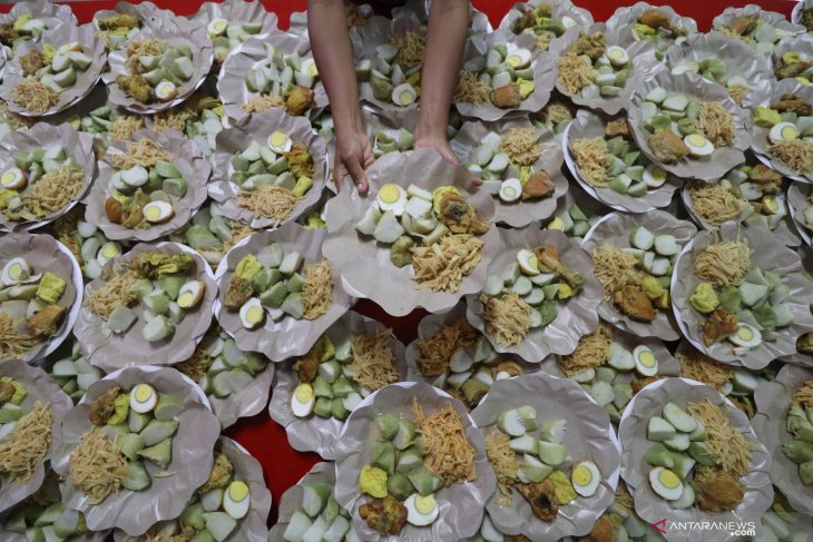 Seribu lontong cap go meh di Kediri