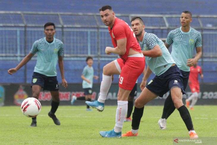 Persija kalahkan Persela Lamongan