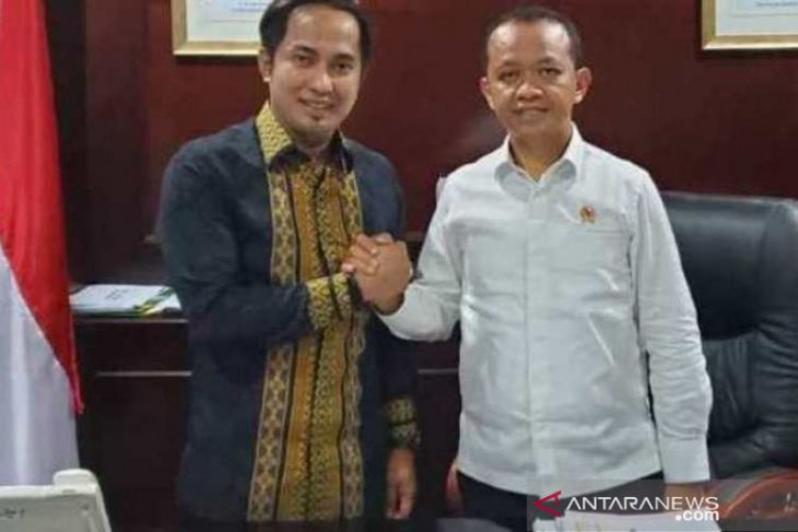 Bupati Penajam akan bersihkan oknum Pemkab penghambat investasi