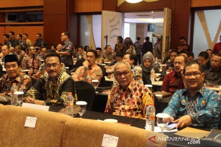 Bupati HST siap patuhi aturan Pilkada