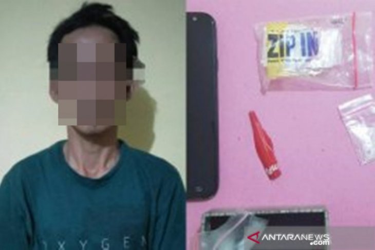 Pengedar sabu dari Pemangkih di tangkap dalam kamar