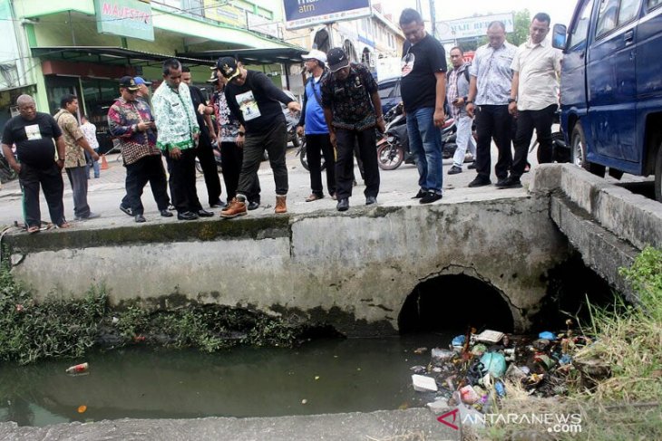 Pemkot Medan akan normalisasi Parit Brayan Bengkel